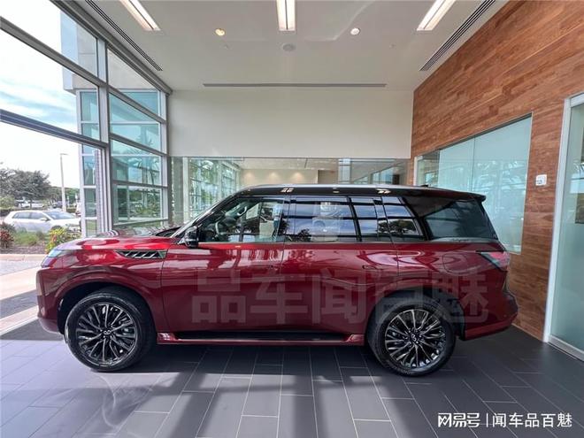 内外设计更显年轻换装V6双涡轮发动机OG网站英菲尼迪QX80换代回归！(图2)