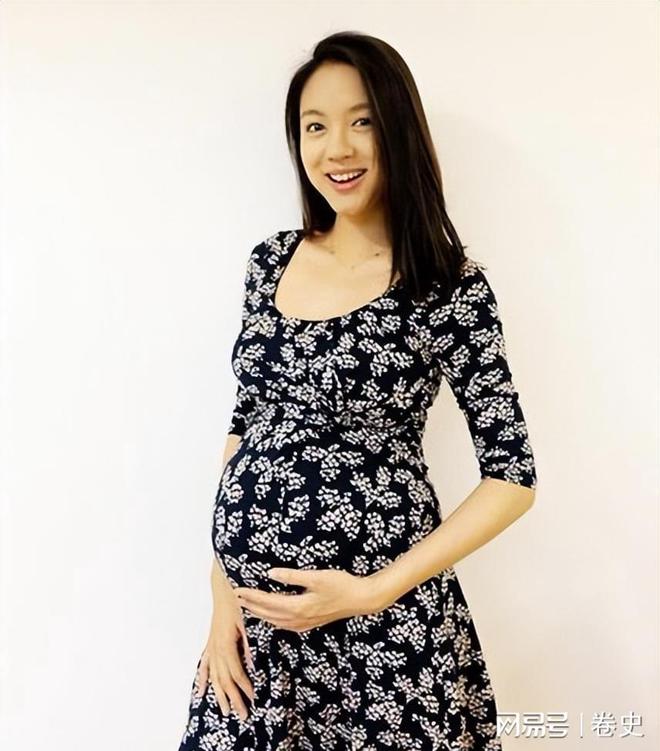 怀孕6个月上春晚站C位真人生赢家OG真人艳压奚梦瑶拒嫁30亿豪门(图7)