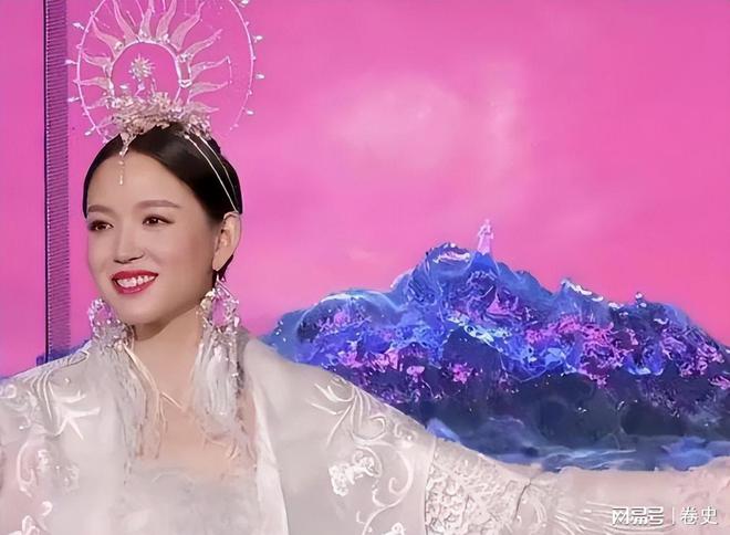 怀孕6个月上春晚站C位真人生赢家OG真人艳压奚梦瑶拒嫁30亿豪门(图20)